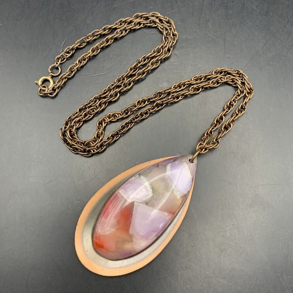 Modernist Copper Inclusion Lucite Teardrop Pendant Necklace Pink Purple Vintage